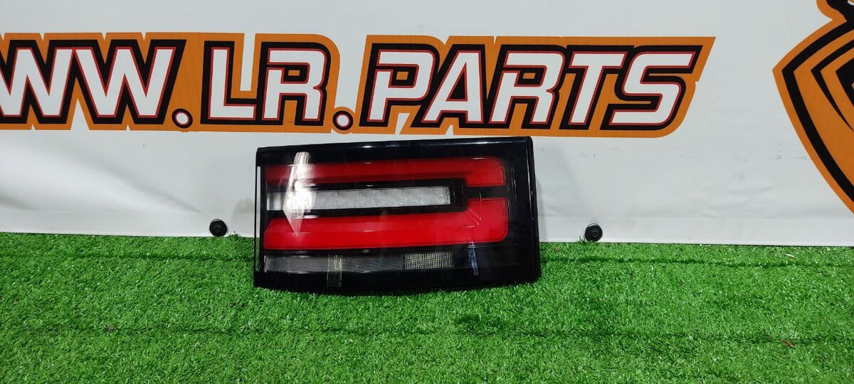 LR126308 Left rear lamp in the trunk lid for Land Rover Discovery 5 L462 (2017-) Used